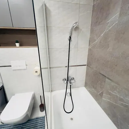 Karzo Lu 203 Free Garage