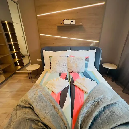 Karzo Lu 203 Free Garage * 布达佩斯