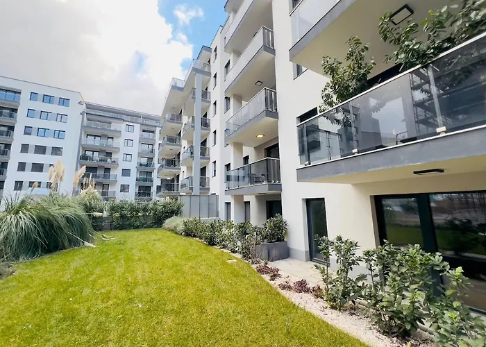 Karzo Lu 203 Free Garage Apartment